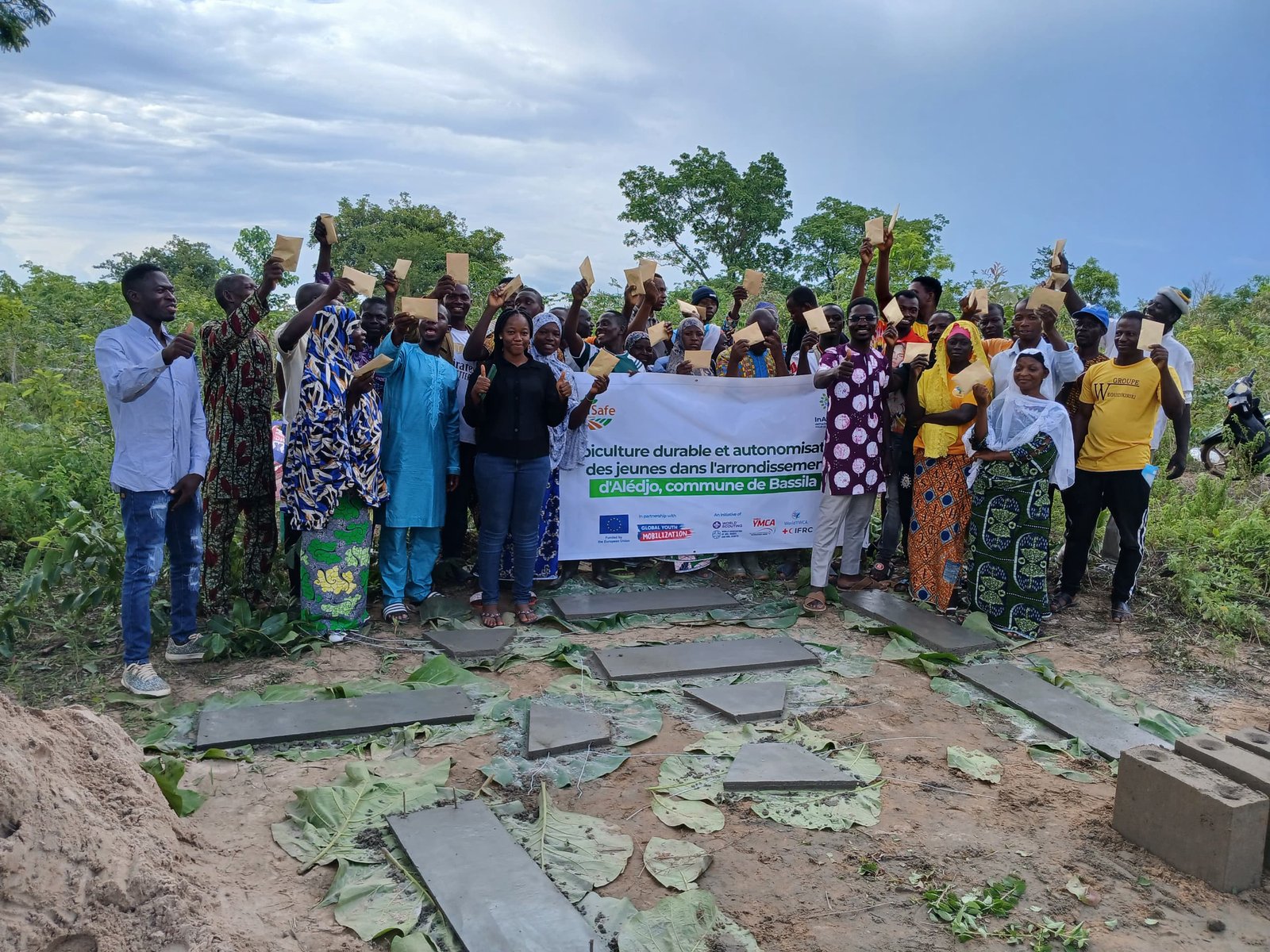 Apiculture Durable et Autonomisation des Jeunes